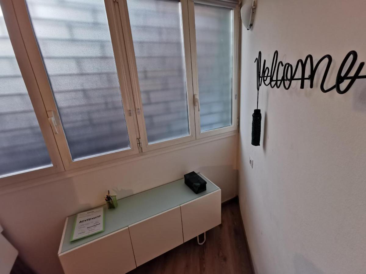 Likehome Milano - Via Scaldasole Loft Mediolan Zewnętrze zdjęcie